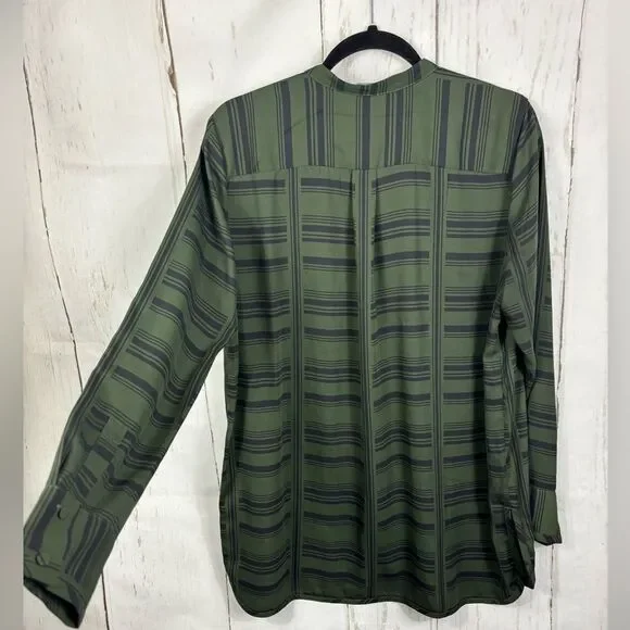 Ann Taylor Chic Green Striped Tunic Blouse with Hidden Button Placket - Picture 7 of 9